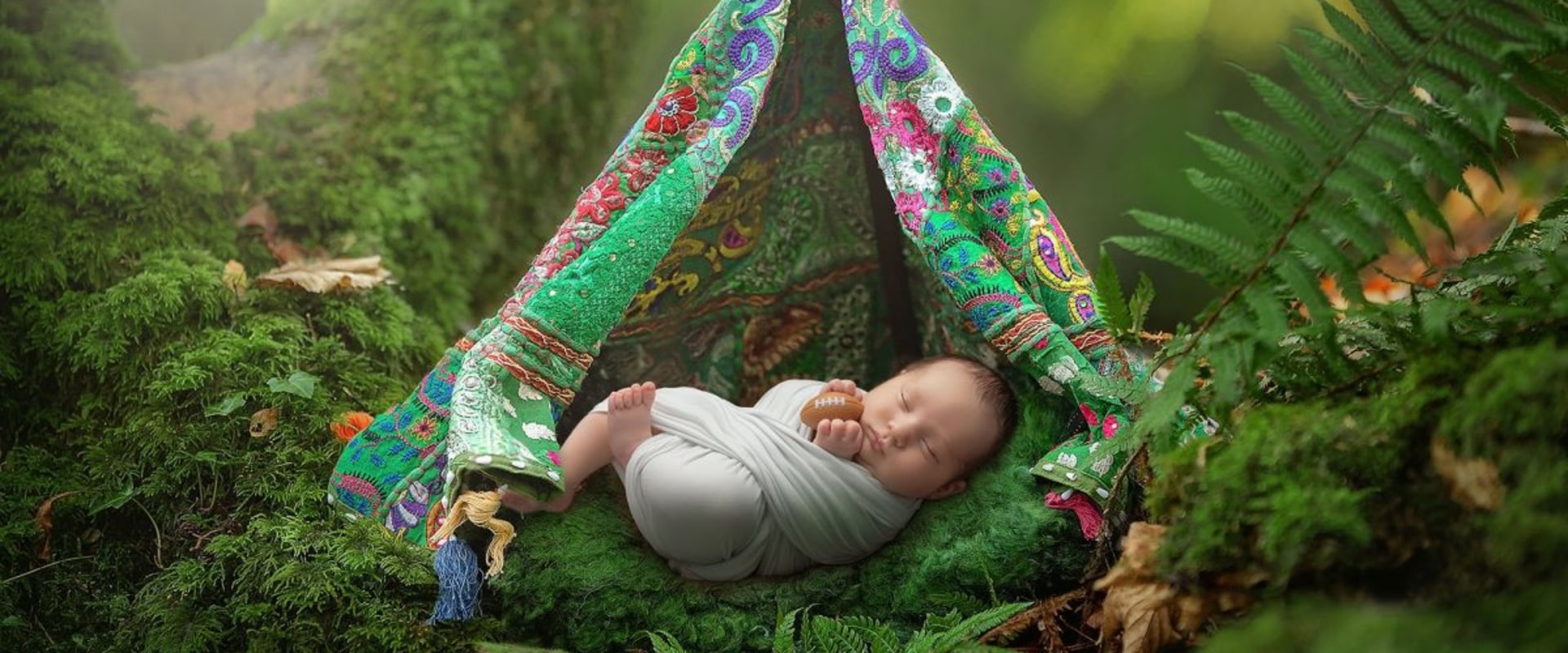 creative-themed-baby-photoshoots